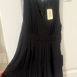 Black Sleeveless Dress